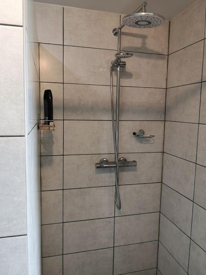 Pokoj Przy Jeziorze Apartment Wizajny Ngoại thất bức ảnh